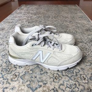 New Balance 990 Beige White Womens Size 6M / 7.5W